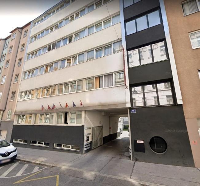 Philip Self Check-in Hotel apartamentowy